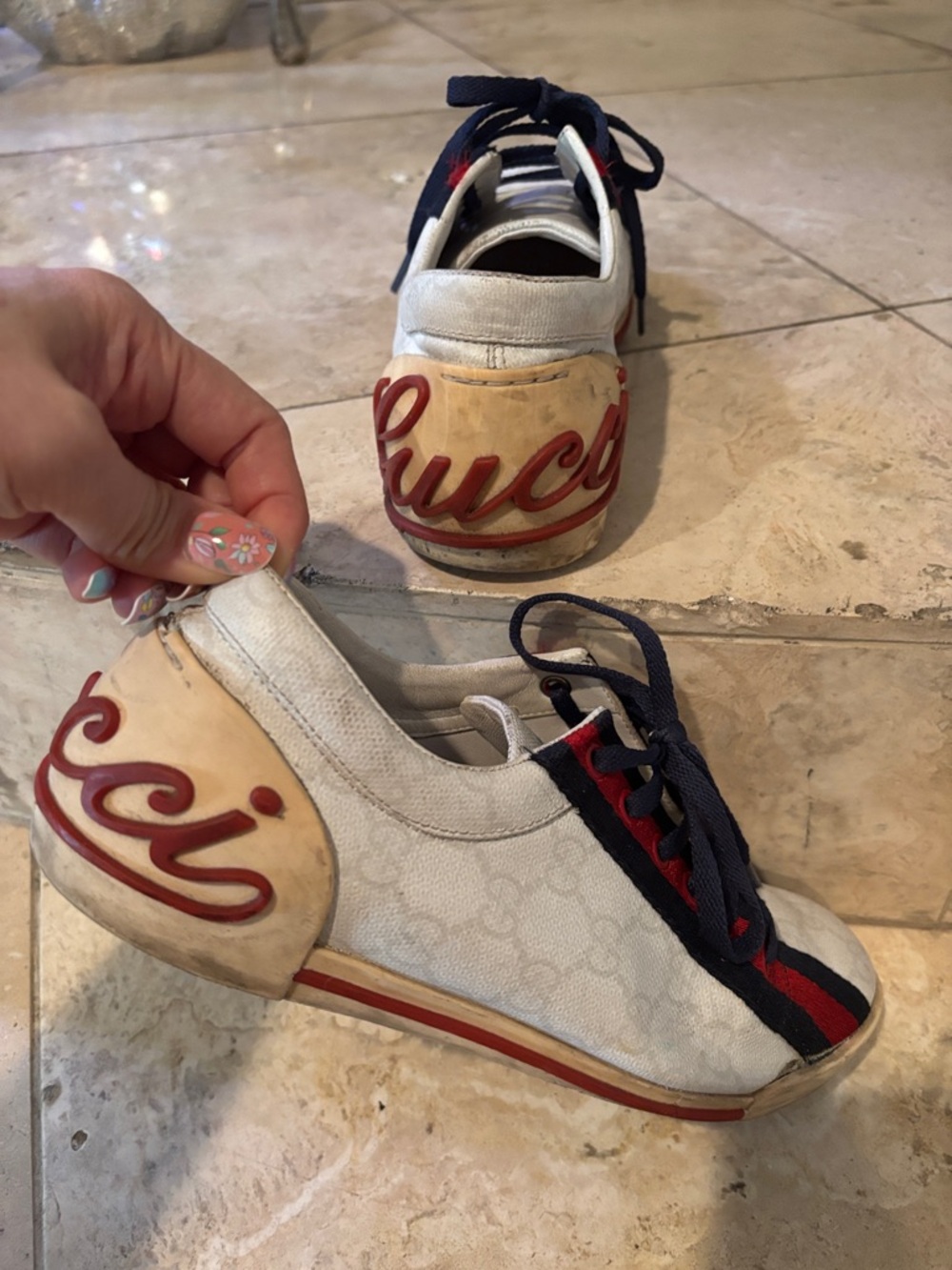Gucci White Canvas Low-Top Sneakers with Navy & Red Accents